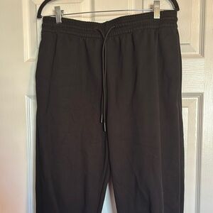 YITTY men’s black jogger sweatpants size medium